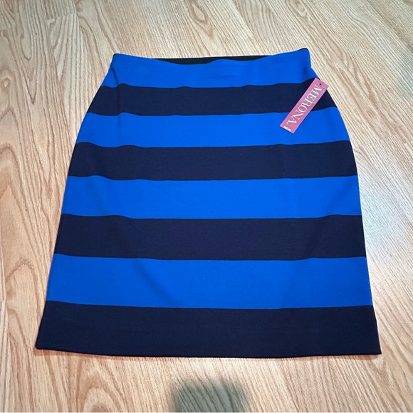 Merona Dresses & Skirts - NWT Merona striped skirt medium